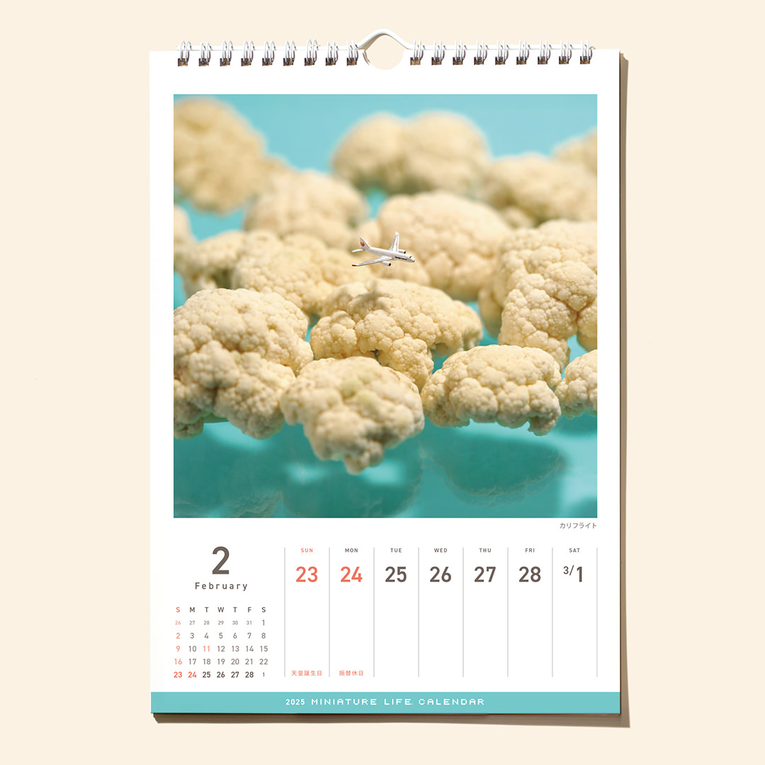 2025 MINIATURE LIFE CALENDAR