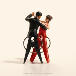 タンスでダンス